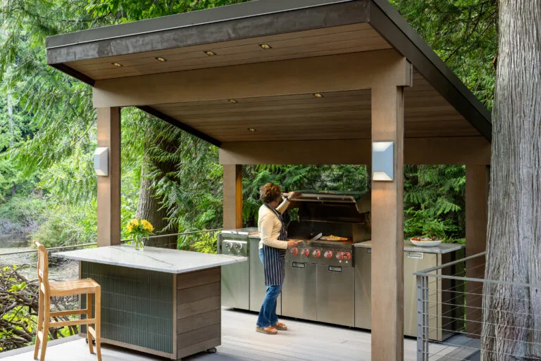 Crown Verity Outdoor kitchen